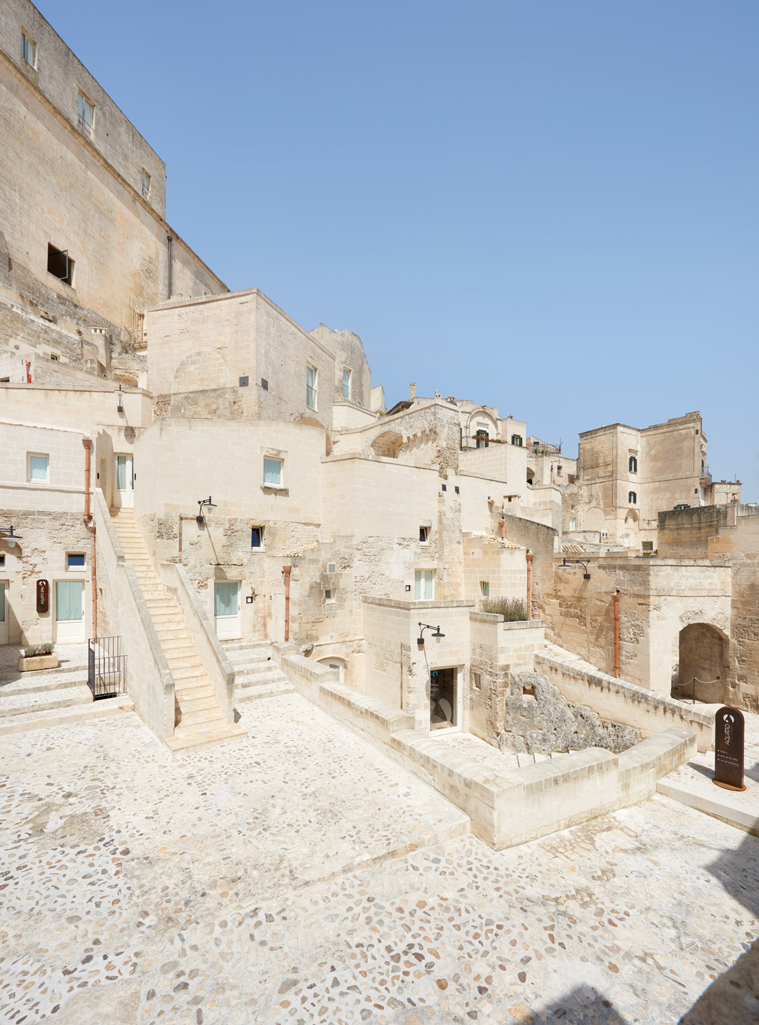 Domotica alberghiera AVE a Matera