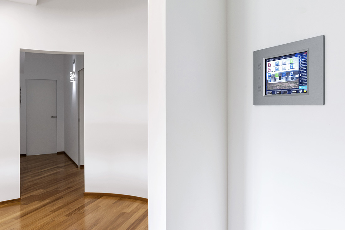 Touch Screen della domotica AVE per la smart home