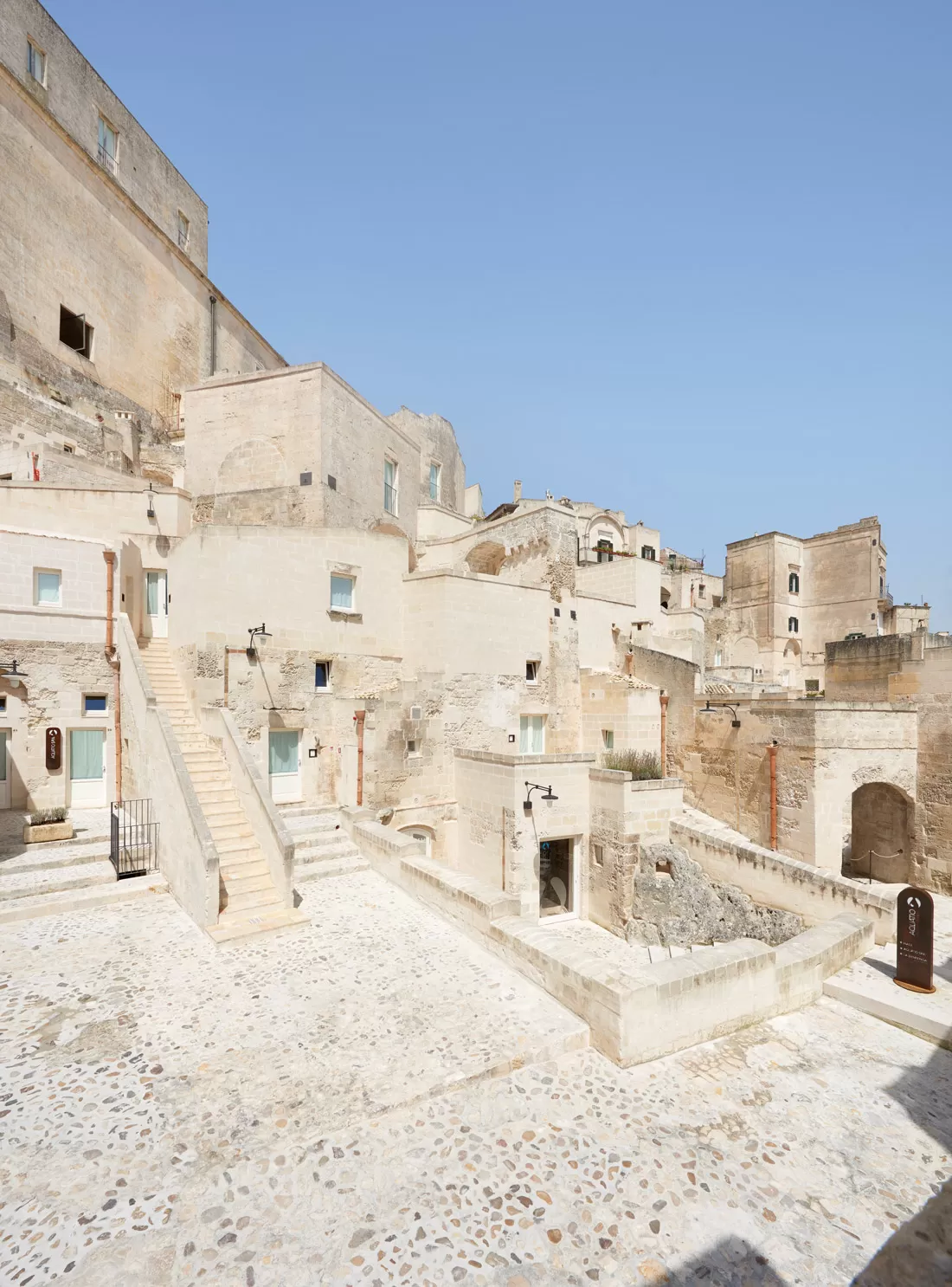 Domotica alberghiera AVE a Matera