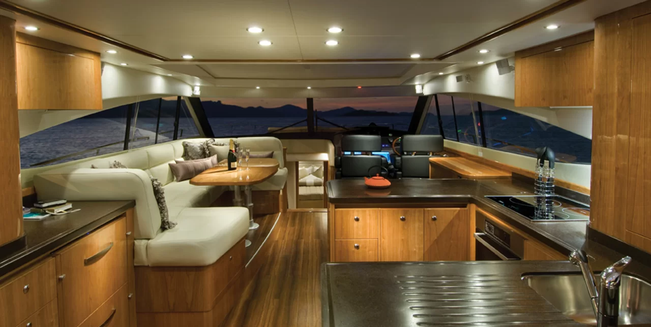 Referenza AVE Yacht - Interni