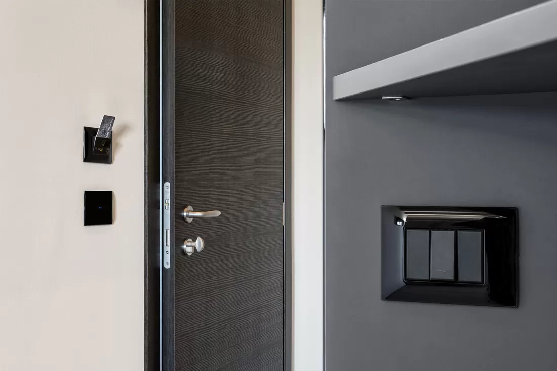 Interruttori neri AVE Tekla 44