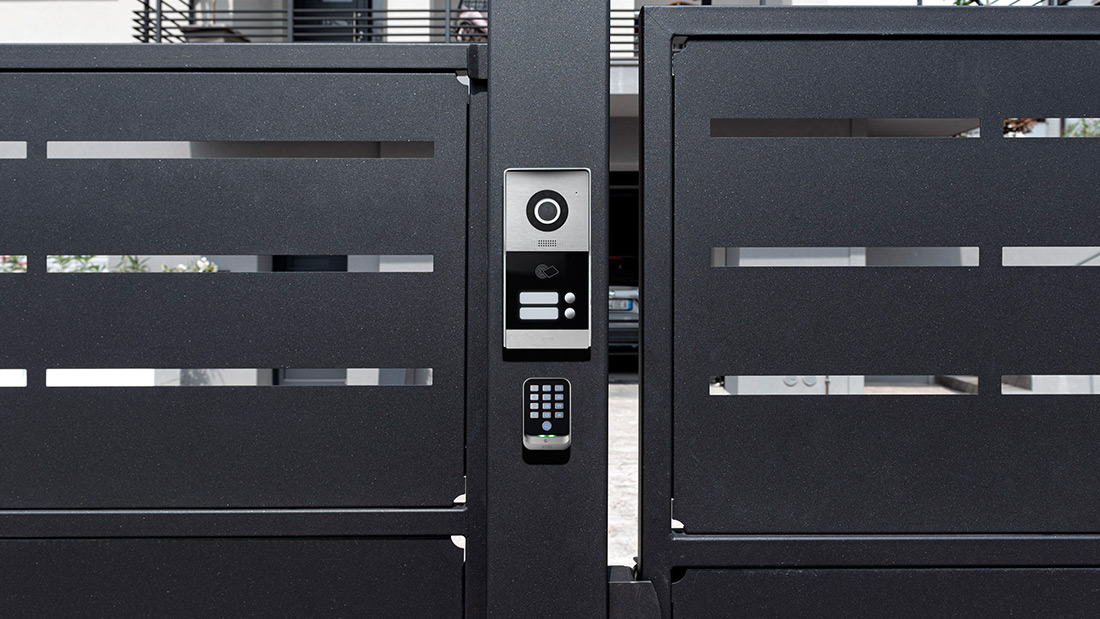 Tastierino numerico antivandalo per il controllo accessi della Gestione Alberghiera AVE