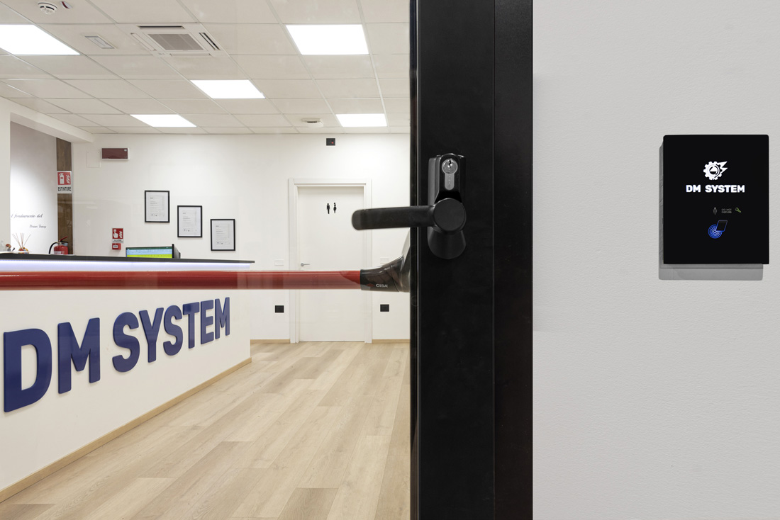 Controllo accessi AVE con integrazione domotica