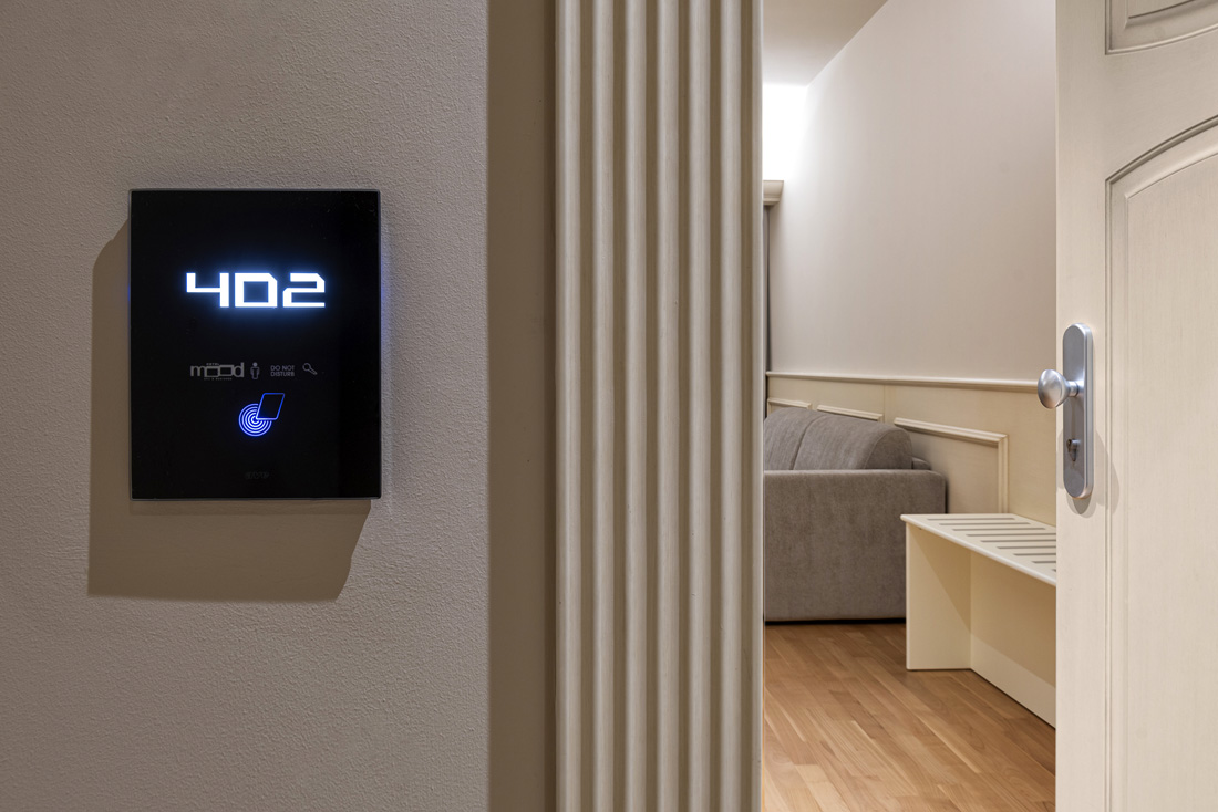Sistemi intelligenti AVE: controllo accessi evoluto per l’hotellerie