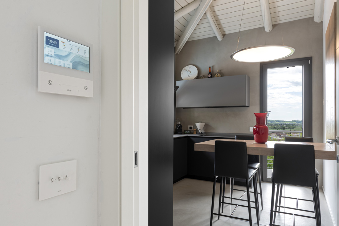Videocitofono AVE – Monitor interno Wi-Fi