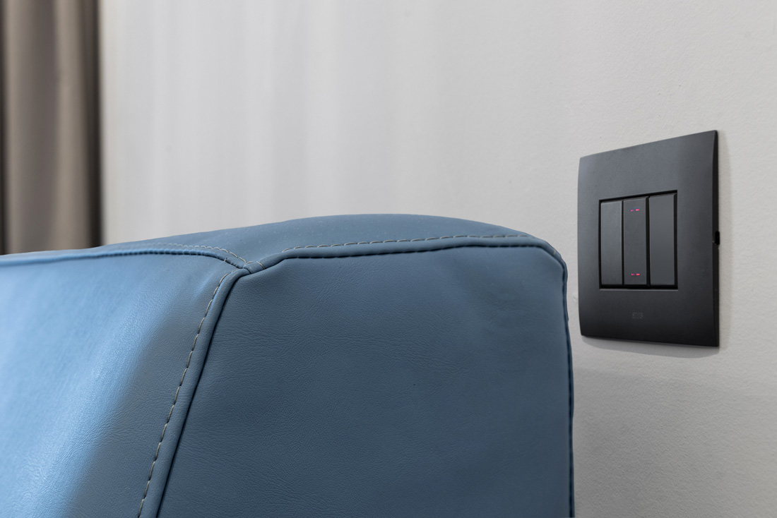 Placche Smart AVE per un impianto elettrico con domotica