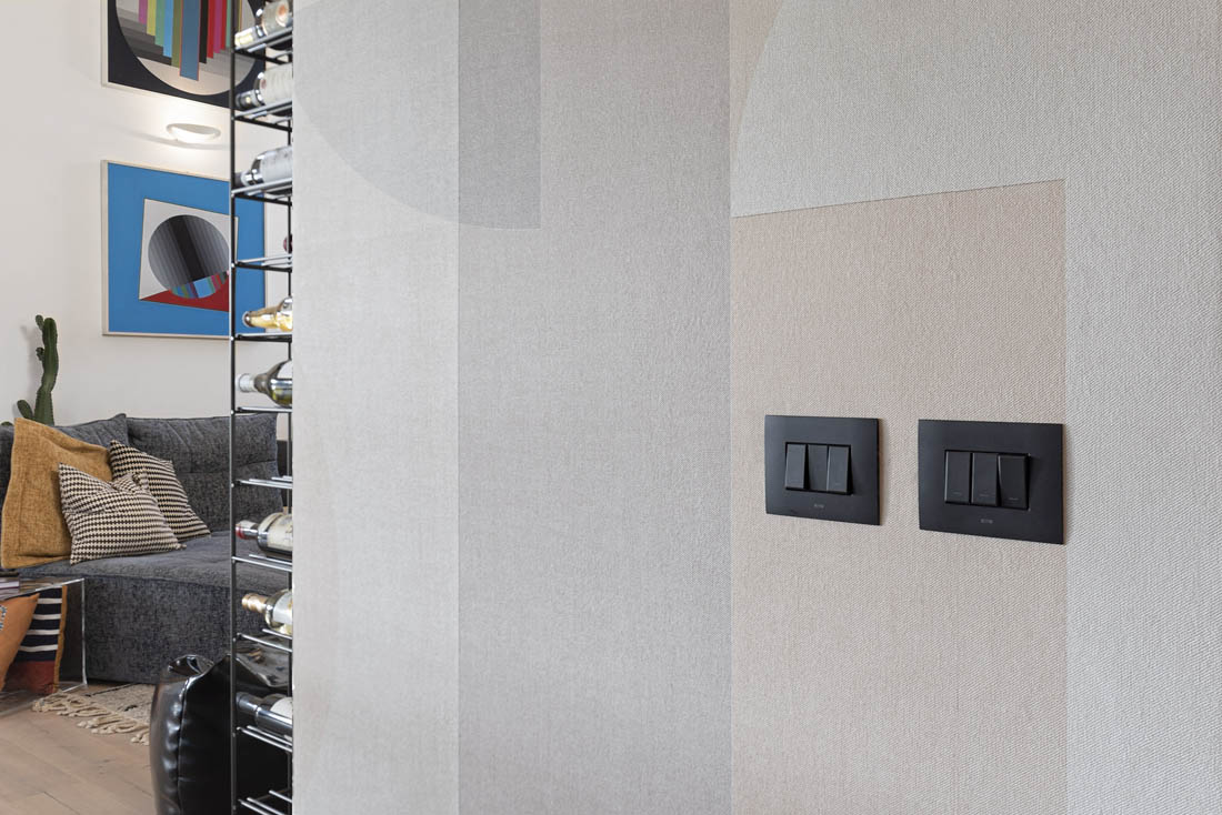 Placca Smart in Metallo per Serie Civile Tekla 44