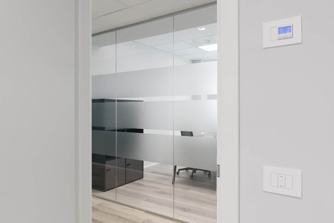 Placca ultrasottile AVE Easy Smart