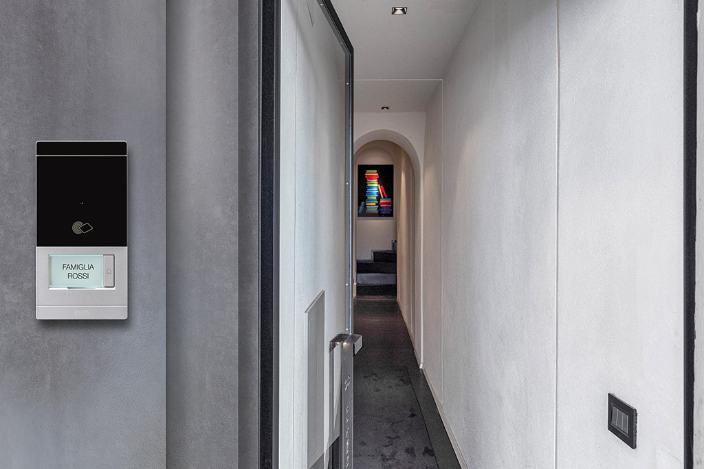 Gamma citofonica con postazioni audio di design
