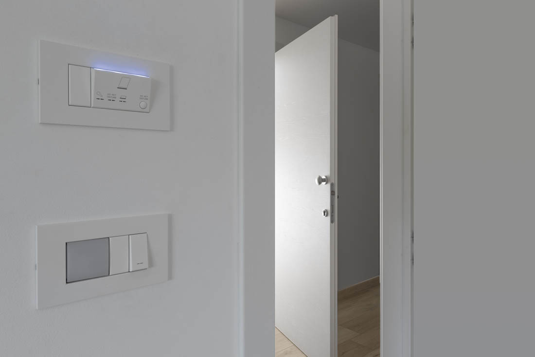 Lettori card AVE per controllo accessi e risparmio energetico