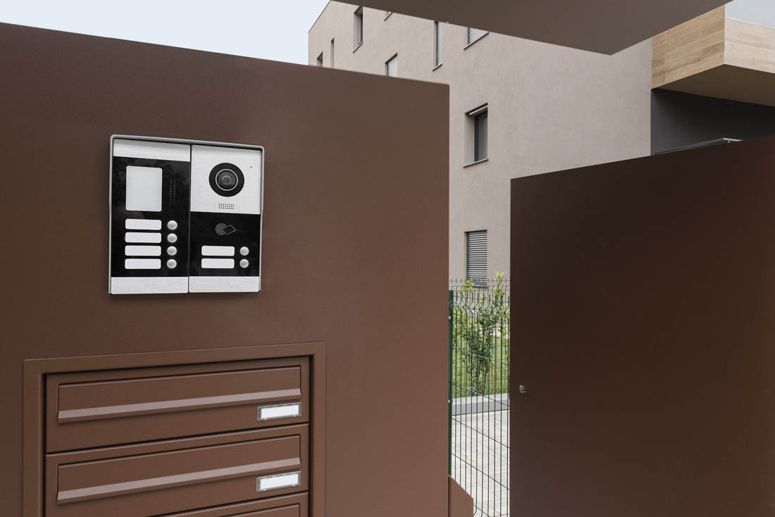 Postazione esterna della videocitofonia AVE