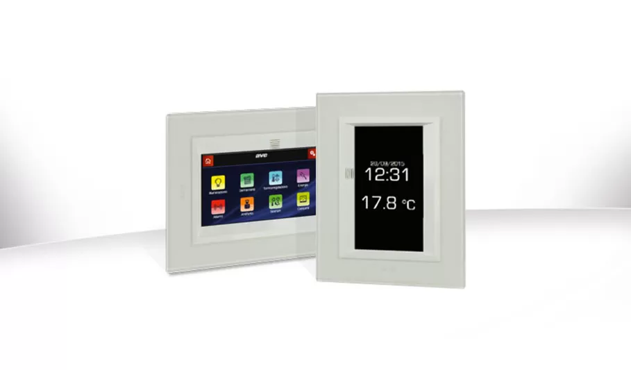 The new touch screen DOMINAplus 4,3": home automation for everyone