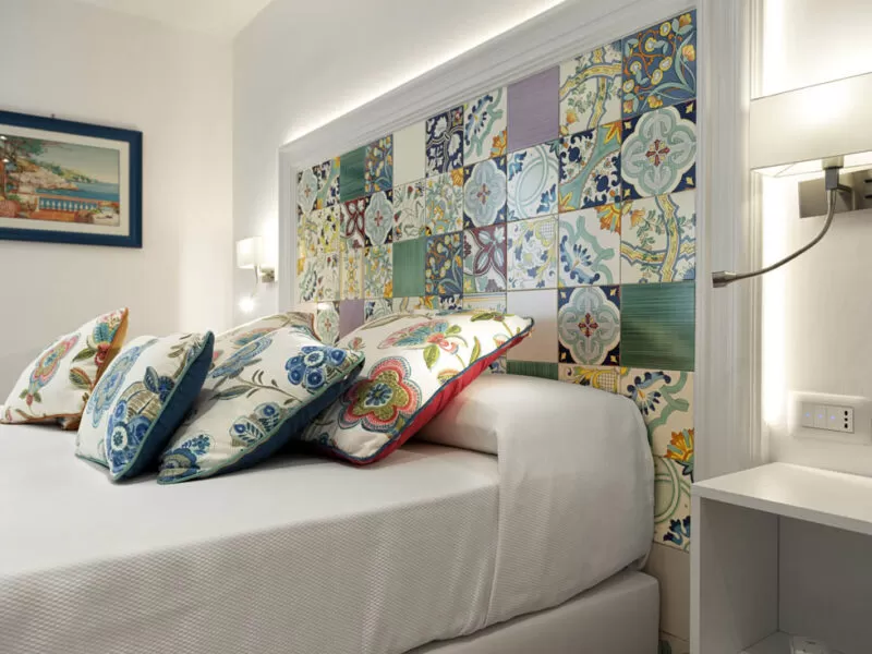 Impianto elettrico di design per hotel AVE