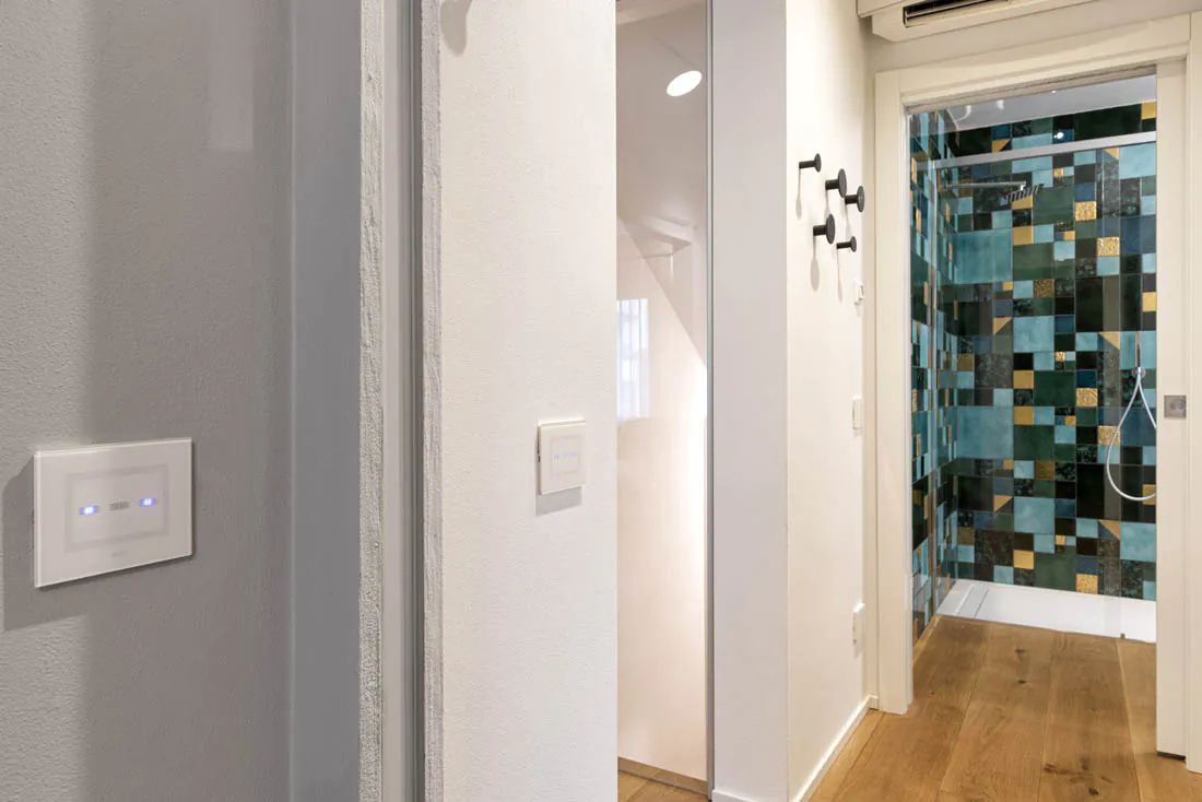 Interruttori KNX AVE per appartamento smart