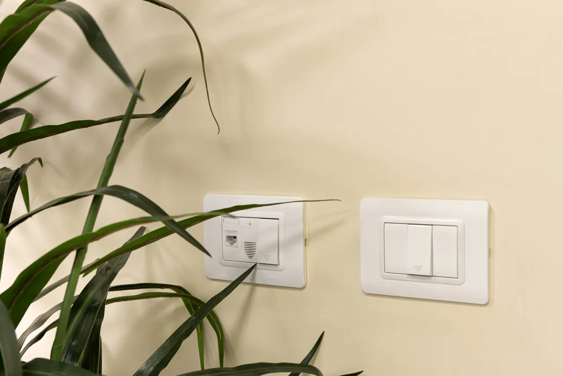 Impianto elettrico bianco AVE