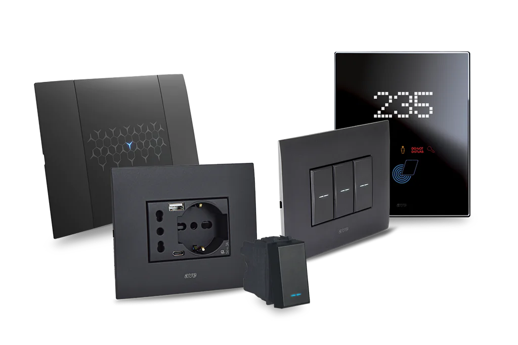 Serie Civile con finitura nero opaco