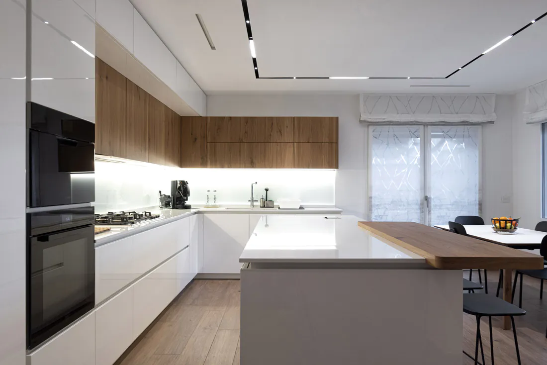 Interazione moderna domotica AVE