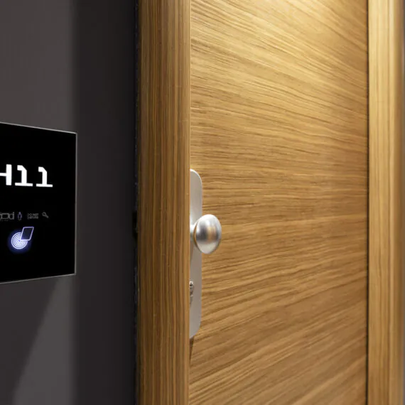 Controllo accessi AVE con lettori touch: sicurezza e semplicità al Mood Hotel