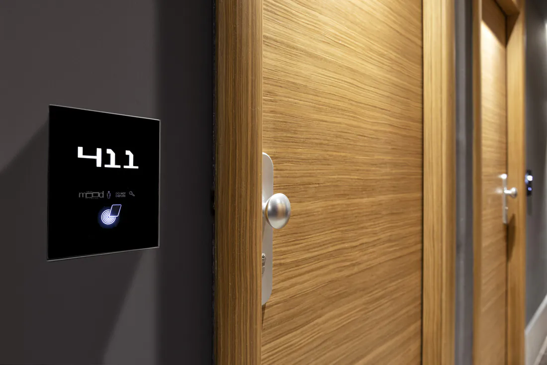 Controllo accessi AVE con lettori touch: sicurezza e semplicità al Mood Hotel