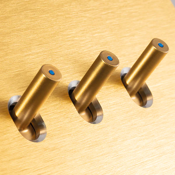 Le nuove levette cilindriche in metallo