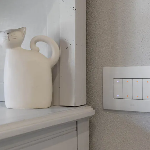 Design contemporaneo: Serie civile AVE Domus per interni moderni