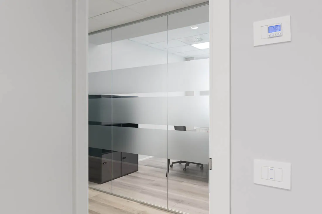 Placca ultrasottile AVE Easy Smart