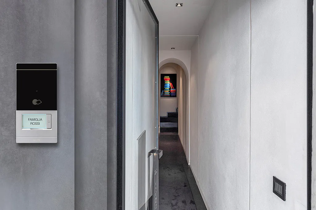 Gamma citofonica con postazioni audio di design