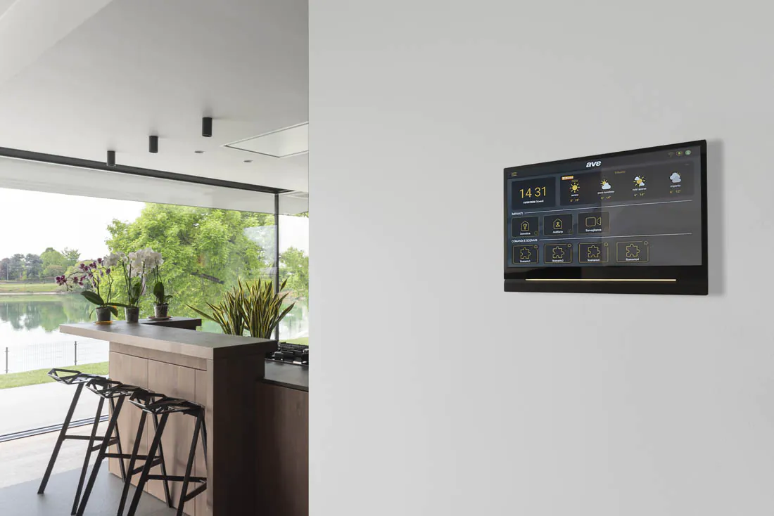 Touch Screen AVE 18 pollici da incasso